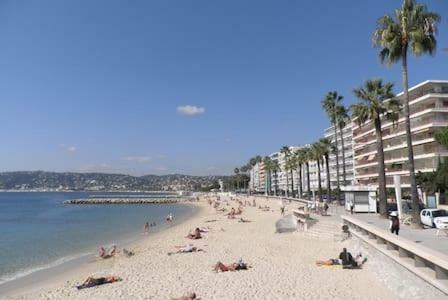 301-Studio Au Calme Entierement Renove Antibes Luaran gambar